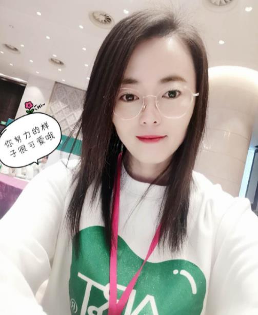 斯瑪特兒童美術教育加盟校區教師潘繼婷
